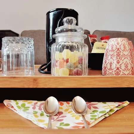 La Bergerie De Lives Bed & Breakfast