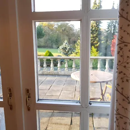 La Bergerie De Lives Bed & Breakfast 4*