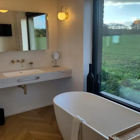 La Bergerie De Lives Bed & Breakfast