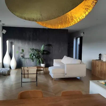 La Bergerie De Lives 4*