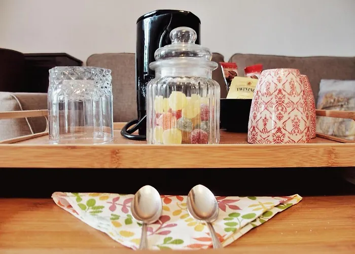 La Bergerie De Lives Couette-café