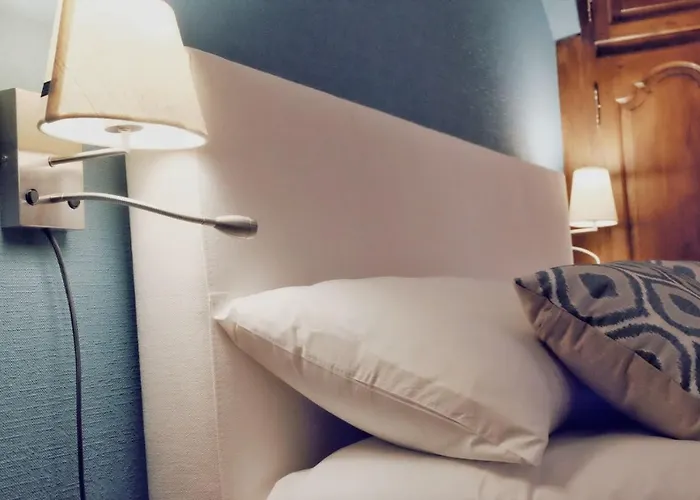 Frühstückspension La Bergerie De Lives 4*