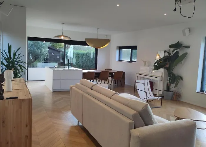 La Bergerie De Lives 4* Namur